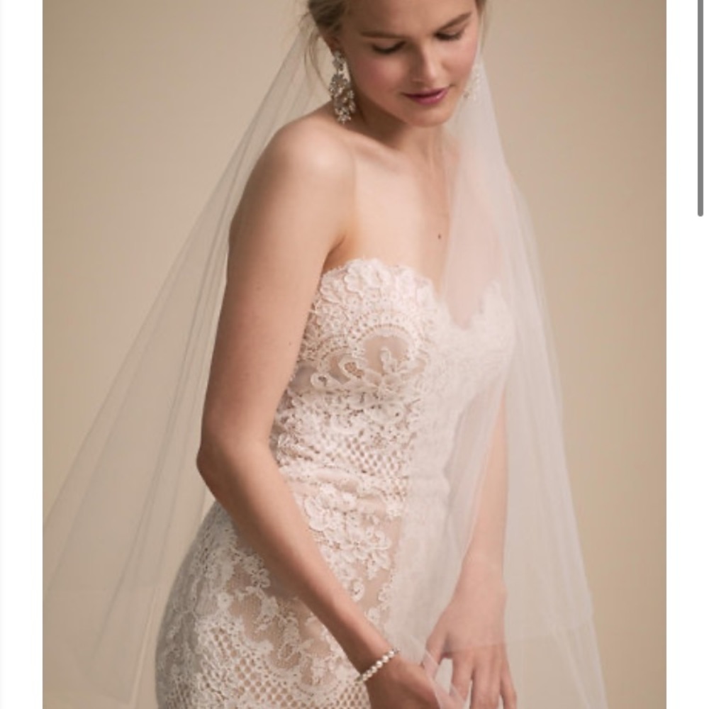 BHLDN Adelinda Fingertip Veil